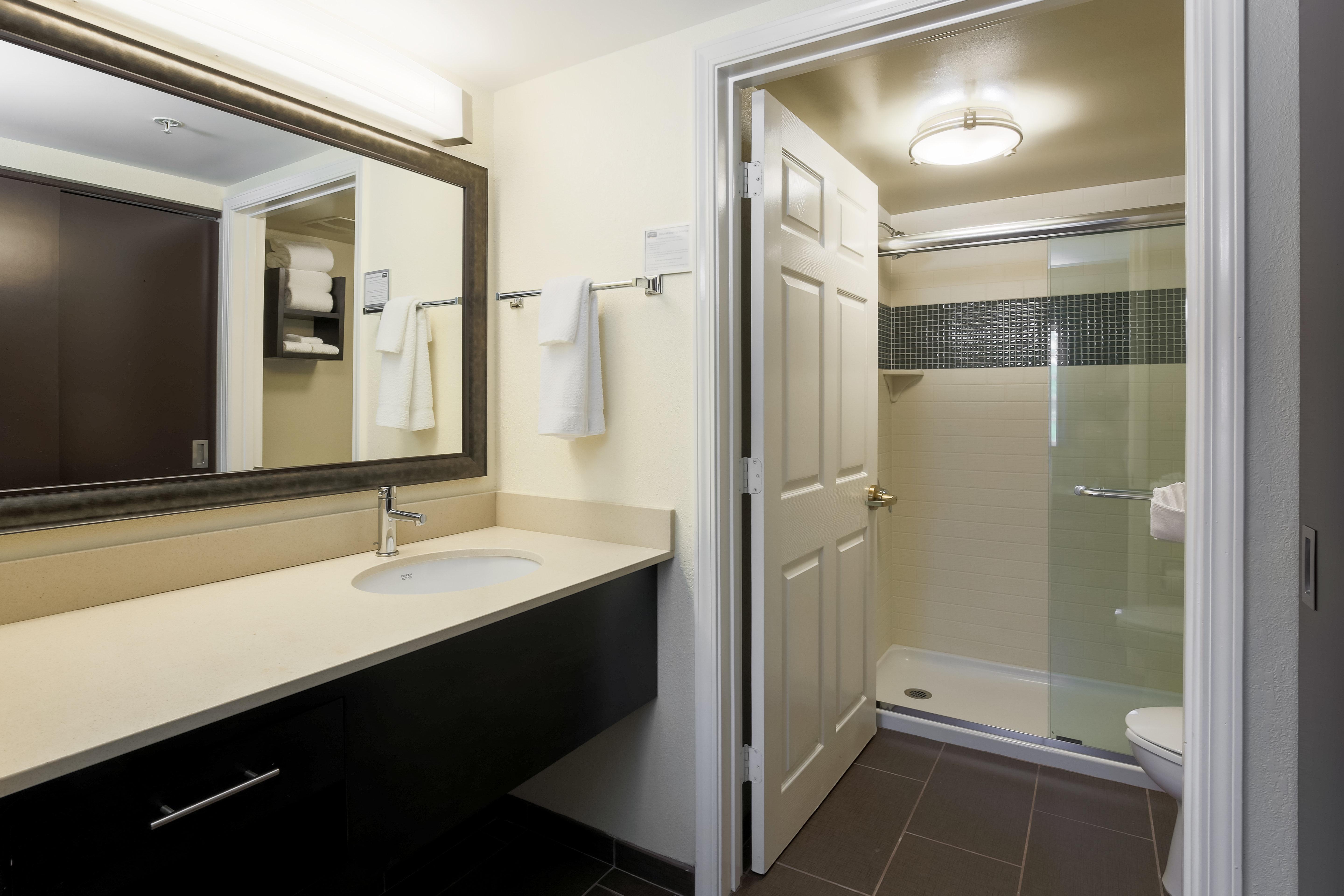 Staybridge Suites-Philadelphia/Mount Laurel By Ihg Eksteriør billede